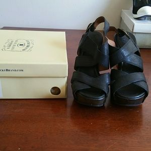 Lucky Brand Black Leather Sandals